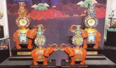 三项非遗跨界工艺美术品“吉象升平”铜雕珐琅尊亮相北京